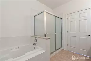 4306 Enclave Cir, Franklin Township, NJ 08873 - Photo 10
