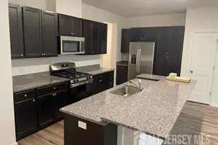 82 Depot Wy, Dunellen, NJ 08812 - Photo 8