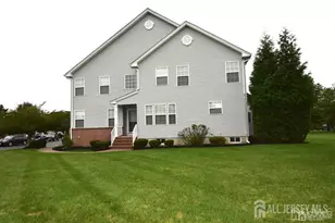71 Jared Dr, North Brunswick Township, NJ 08902 - Photo 2