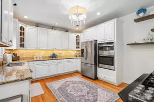 14 Sycamore Ct, Monroe Township, NJ 08831 - Photo 12