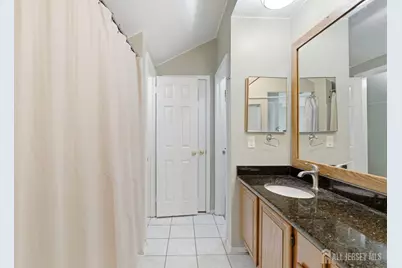 38 Cherrywood Drive, Franklin Township, NJ 08873 - Photo 10