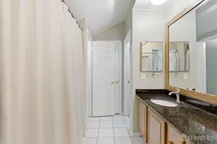38 Cherrywood Dr, Franklin Township, NJ 08873 - Photo 10