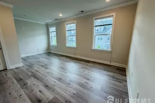 810 Greenland Square, Highland Park, NJ 08904 - Photo 6