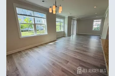 810 Greenland Square, Highland Park, NJ 08904 - Photo 14