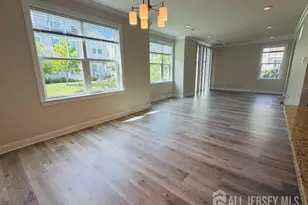 810 Greenland Square, Highland Park, NJ 08904 - Photo 14