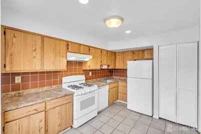 1909 Raspberry Court, Edison, NJ 08817 - Photo 8