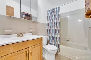 1909 Raspberry Ct, Edison, NJ 08817 - Photo 14
