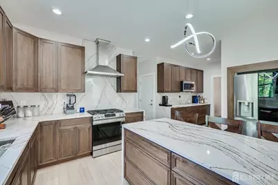 [Address not provided], Metuchen, NJ 08840 - Photo 20