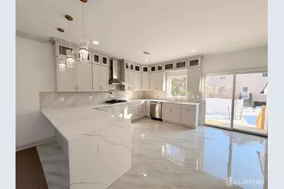 46 Foyer Street, Edison, NJ 08817 - Photo 2