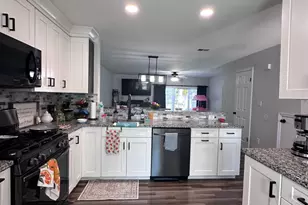 23 Washington Ct, East Windsor Township, NJ 08520 - Photo 2