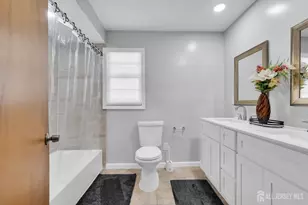 5 Phillip Dr, Edison, NJ 08820 - Photo 28