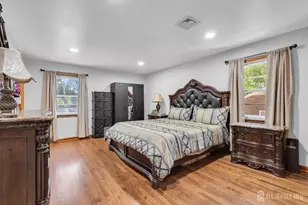 5 Phillip Dr, Edison, NJ 08820 - Photo 20