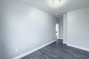 556 Roosevelt Ave, Carteret, NJ 07008 - Photo 14