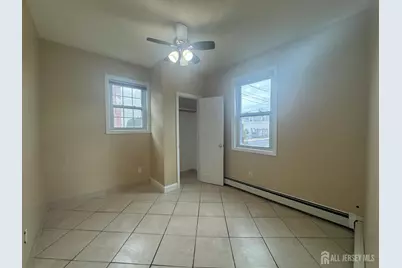 556 Roosevelt Avenue #1, Carteret, NJ 07008 - Photo 8