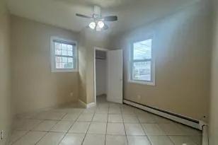 556 Roosevelt Ave, Carteret, NJ 07008 - Photo 8