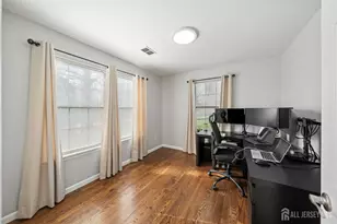 2706 Lighthouse Ln, Sayreville, NJ 08859 - Photo 4