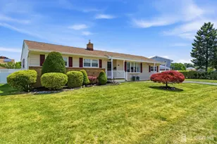 58 Richards Dr, Sayreville, NJ 08859 - Photo 2
