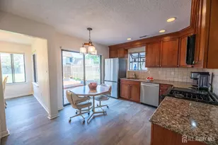 21 Carriage Pl, Edison, NJ 08820 - Photo 14