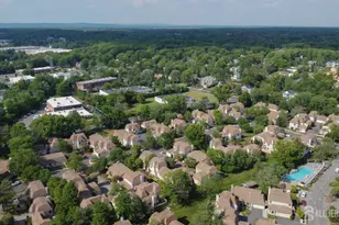 21 Carriage Pl, Edison, NJ 08820 - Photo 46