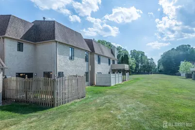 21 Carriage Place, Edison, NJ 08820 - Photo 38