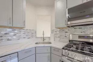 26 Farnham Square, Sayreville, NJ 08859 - Photo 18