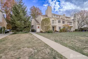 26 Farnham Square, Sayreville, NJ 08859 - Photo 34