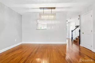 8 Ashley Ct, Franklin Township, NJ 08873 - Photo 12