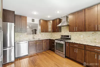 8 Ashley Court, Franklin Township, NJ 08873 - Photo 8