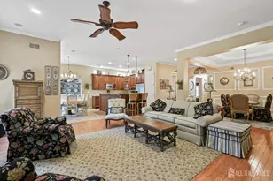 93 Country Club Dr, Monroe Township, NJ 08831 - Photo 6