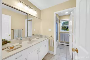 7 Seaman Dr, Freehold, NJ 07728 - Photo 42