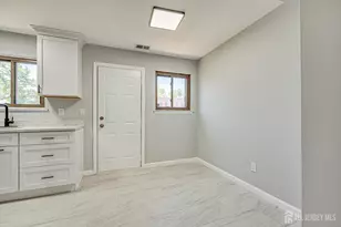 1305 N Oaks Blvd N, North Brunswick Township, NJ 08902 - Photo 6