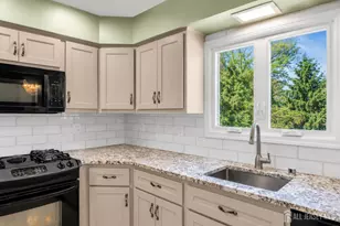3180 Clark Ln, South Plainfield, NJ 07080 - Photo 12