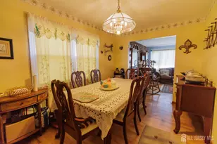 829 Harrell Ave, Woodbridge Township, NJ 07095 - Photo 6
