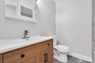 812 Green Hollow Dr, Iselin, NJ 08830 - Photo 14
