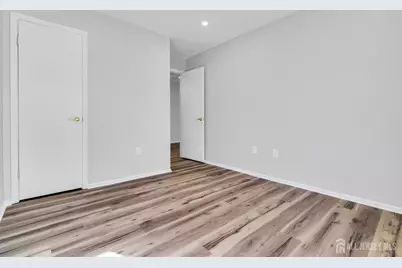 812 Green Hollow Drive, Iselin, NJ 08830 - Photo 16