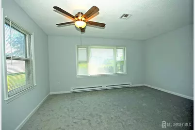276 Milford Lane, Monroe Township, NJ 08831 - Photo 18