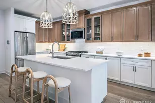 67 Park Ave, North Brunswick Township, NJ 08902 - Photo 2