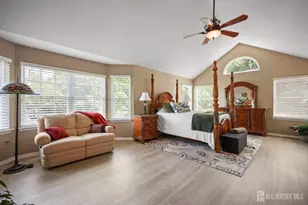 28 Sand Hill Ct, Jamesburg, NJ 08831 - Photo 32