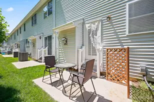 28 Sand Hill Ct, Jamesburg, NJ 08831 - Photo 6