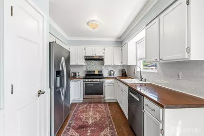 10 Peachtree Lane #303, Jamesburg, NJ 08831 - Photo 12