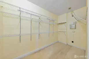 10 Alexander Hamilton Ct, Monroe Township, NJ 08831 - Photo 18