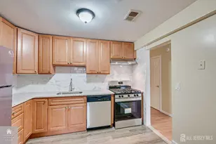 434 College Dr, Edison, NJ 08817 - Photo 8
