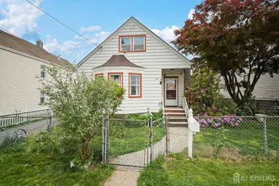 611 Pacific Avenue, Perth Amboy, NJ 08861 - Photo 1