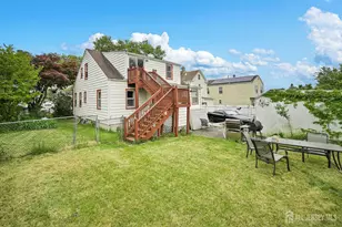 611 Pacific Ave, Perth Amboy, NJ 08861 - Photo 38