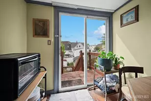 611 Pacific Ave, Perth Amboy, NJ 08861 - Photo 26