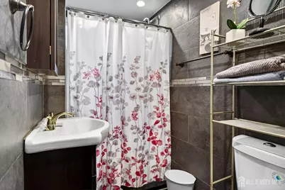280 Nesbit Terrace, Irvington, NJ 07111 - Photo 8