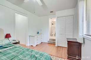 15 Markham Rd, Edison, NJ 08817 - Photo 20