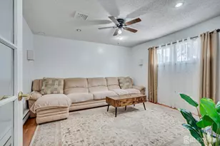 15 Markham Rd, Edison, NJ 08817 - Photo 18