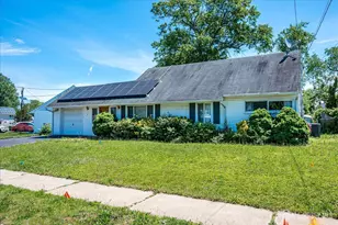 15 Markham Rd, Edison, NJ 08817 - Photo 4