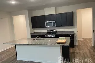 82 Depot Wy, Dunellen, NJ 08812 - Photo 8